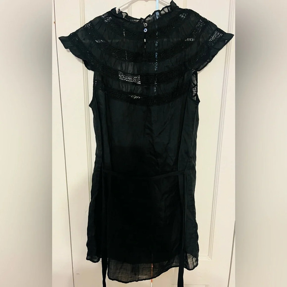 Frame Lace Inset Mini Dress - Picture 7 of 10